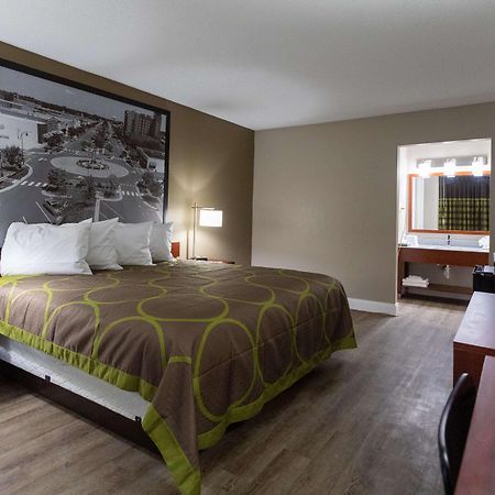 Super 8 By Wyndham Goldsboro Motel Luaran gambar