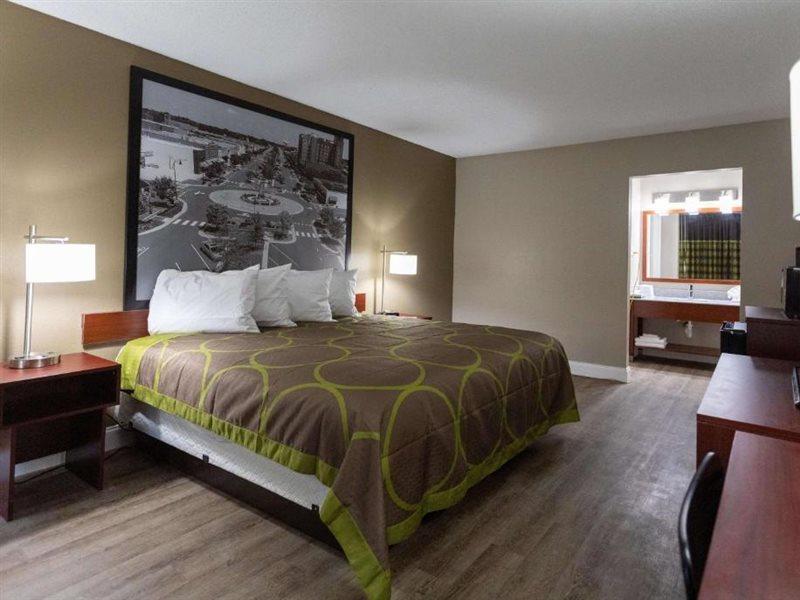 Super 8 By Wyndham Goldsboro Motel Luaran gambar