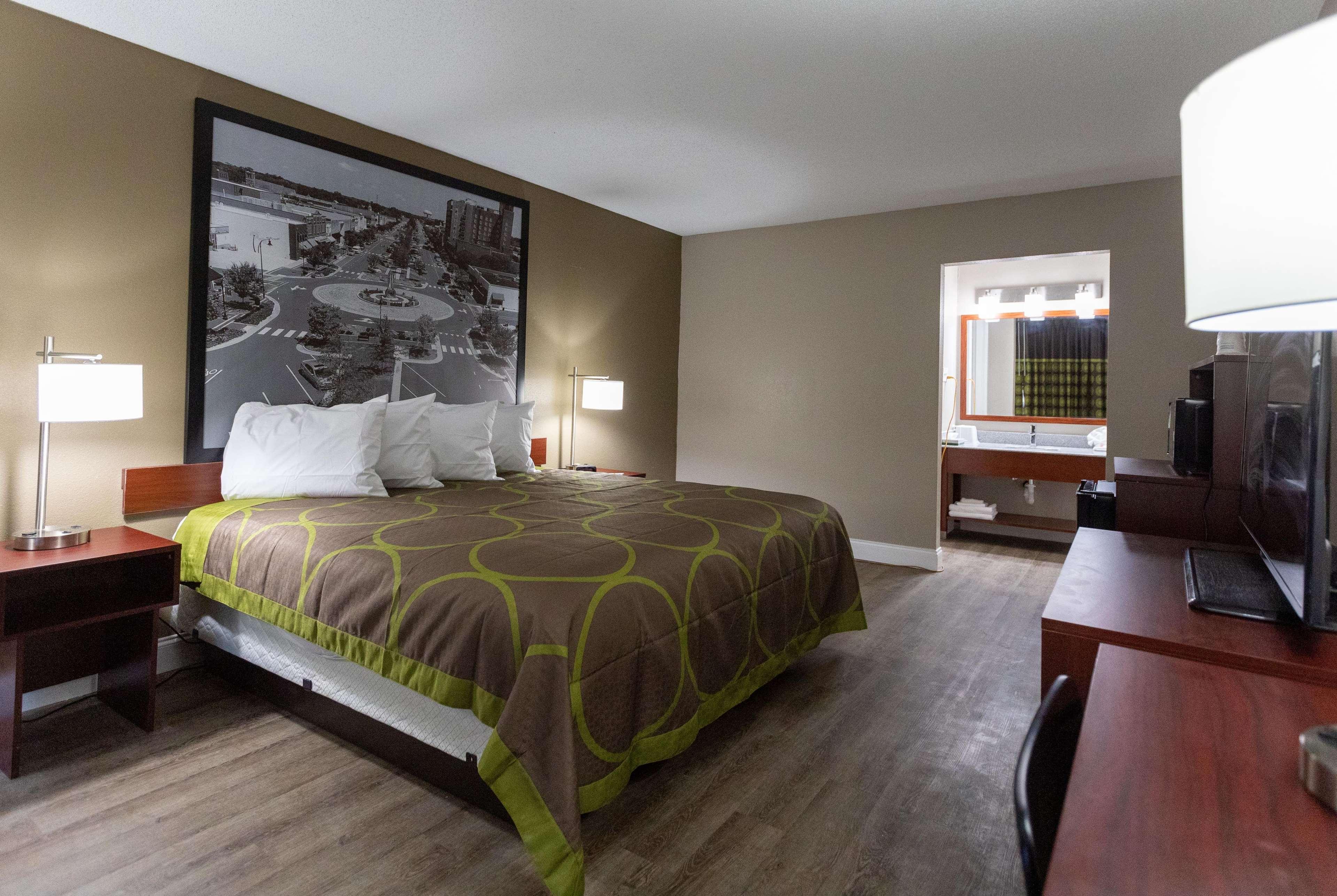 Super 8 By Wyndham Goldsboro Motel Luaran gambar