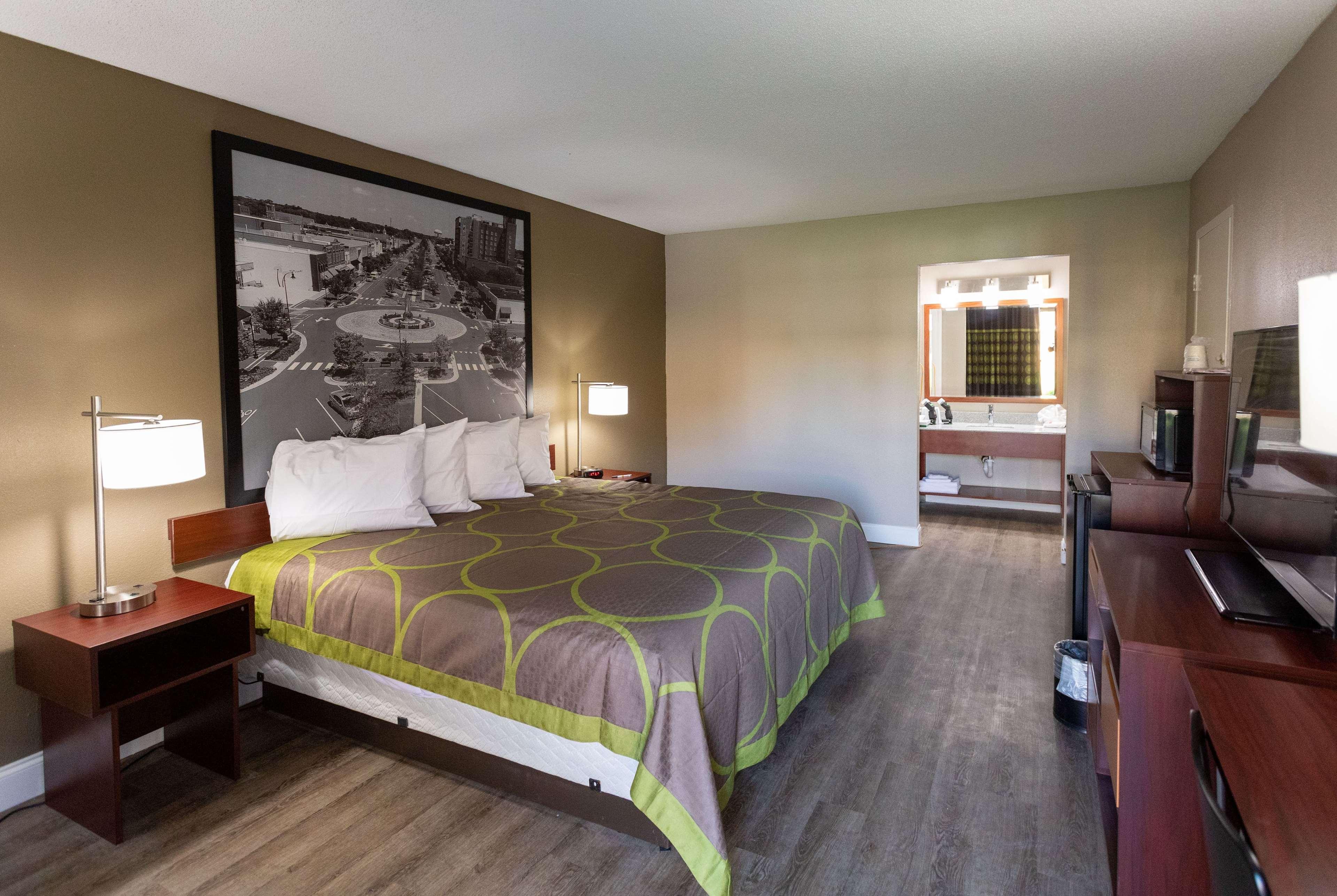 Super 8 By Wyndham Goldsboro Motel Luaran gambar