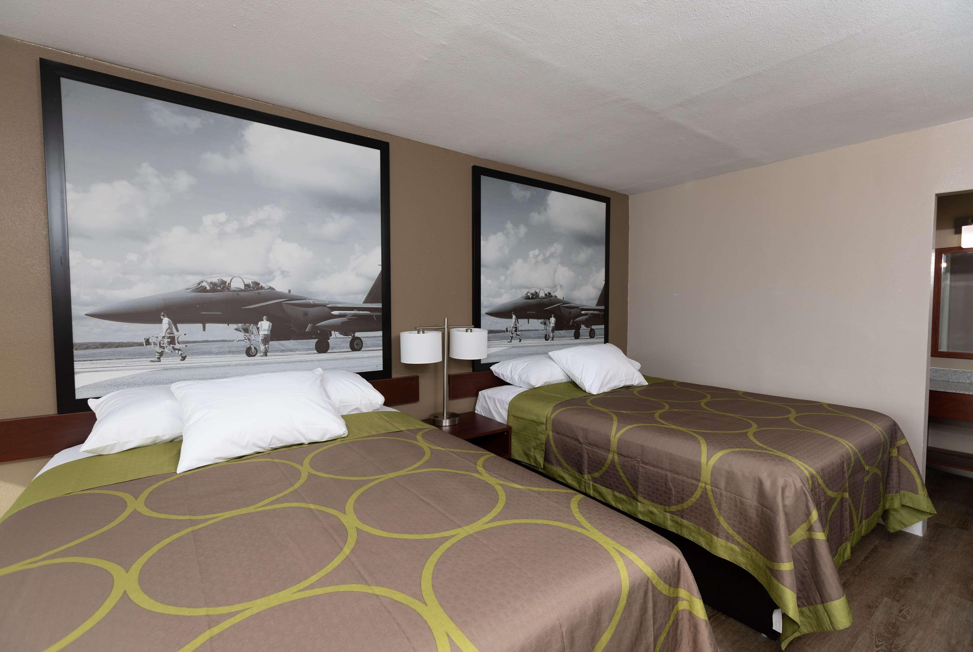 Super 8 By Wyndham Goldsboro Motel Luaran gambar
