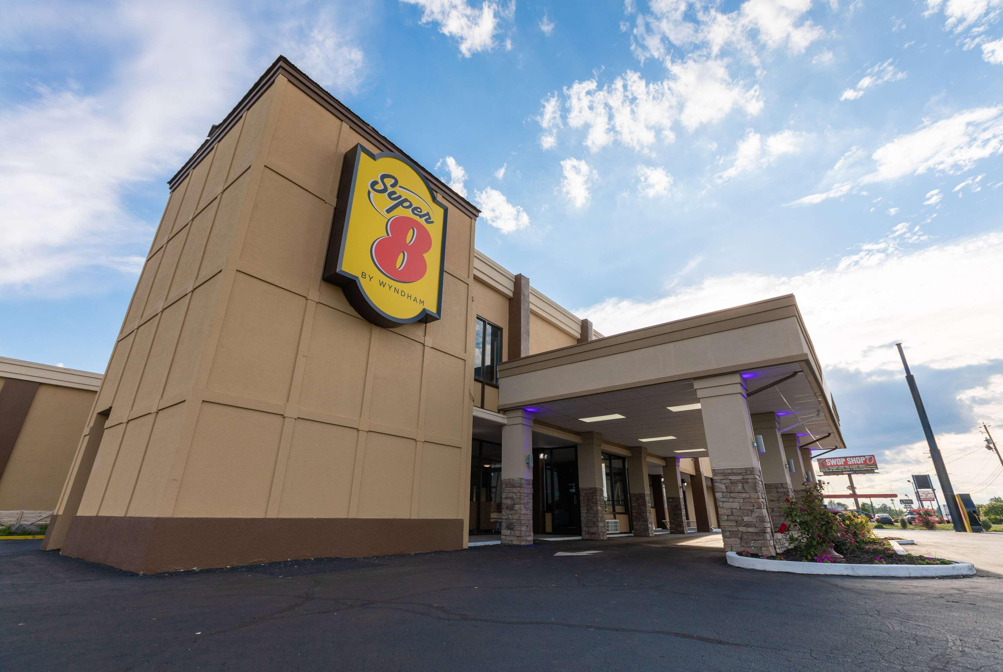 Super 8 By Wyndham Goldsboro Motel Luaran gambar